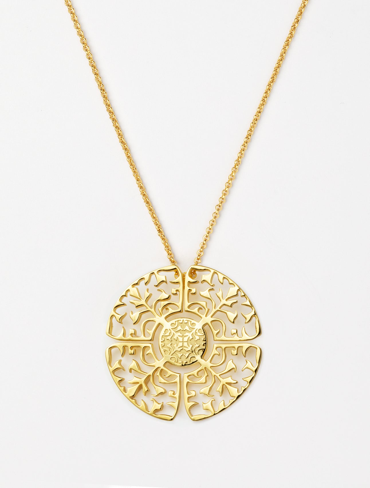 Big necklace gold plated statement medallion