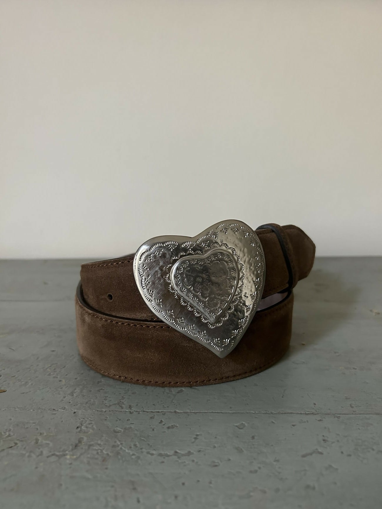 Sable The Heart Belt – Camel Suede & Metal Buckle